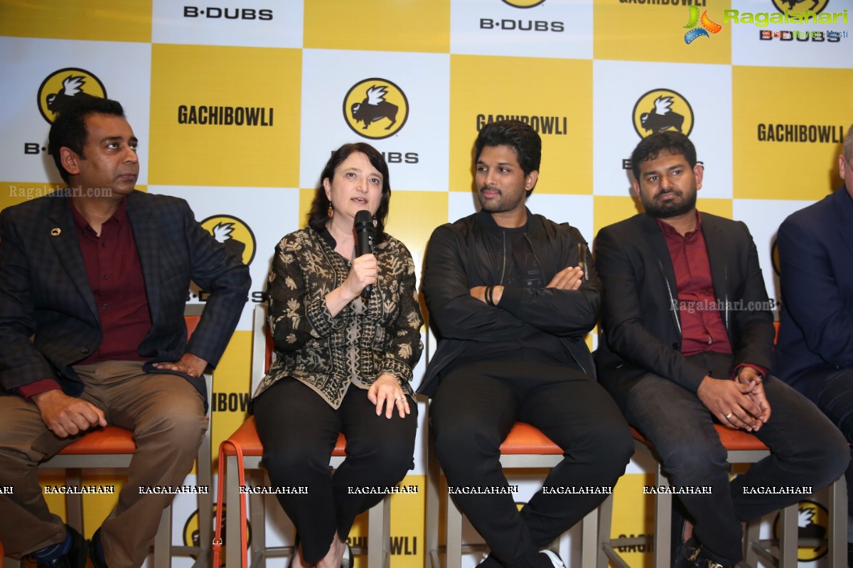 Allu Arjun launches B Dubs at Gachibowli, Hyderabad