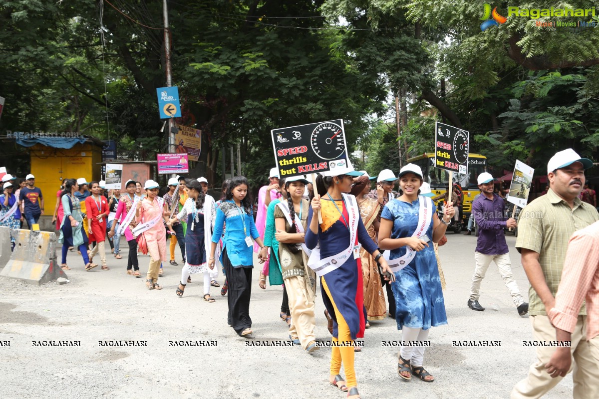 Apollo, Hyderabad, Commemorates 30 years of 'Touching lives' by Sensitizing Public on Road Safety!