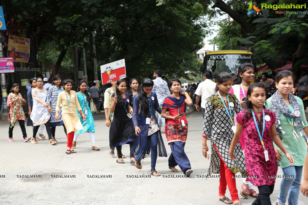 Apollo, Hyderabad, Commemorates 30 years of 'Touching lives' by Sensitizing Public on Road Safety!