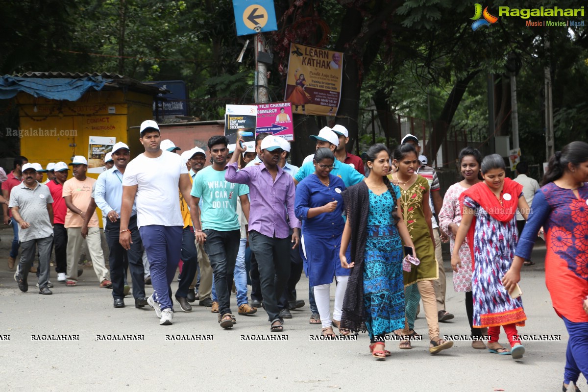 Apollo, Hyderabad, Commemorates 30 years of 'Touching lives' by Sensitizing Public on Road Safety!