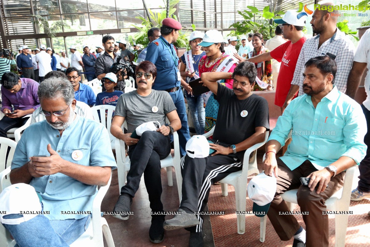 Apollo, Hyderabad, Commemorates 30 years of 'Touching lives' by Sensitizing Public on Road Safety!