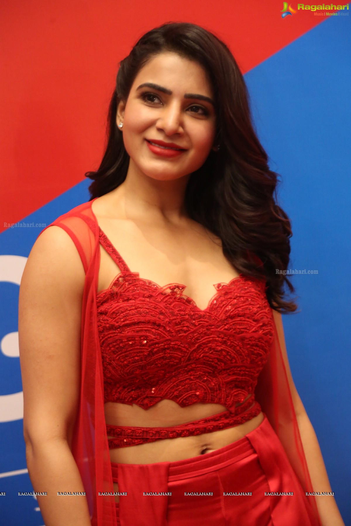 Big C Press Meet with Samantha Akkineni