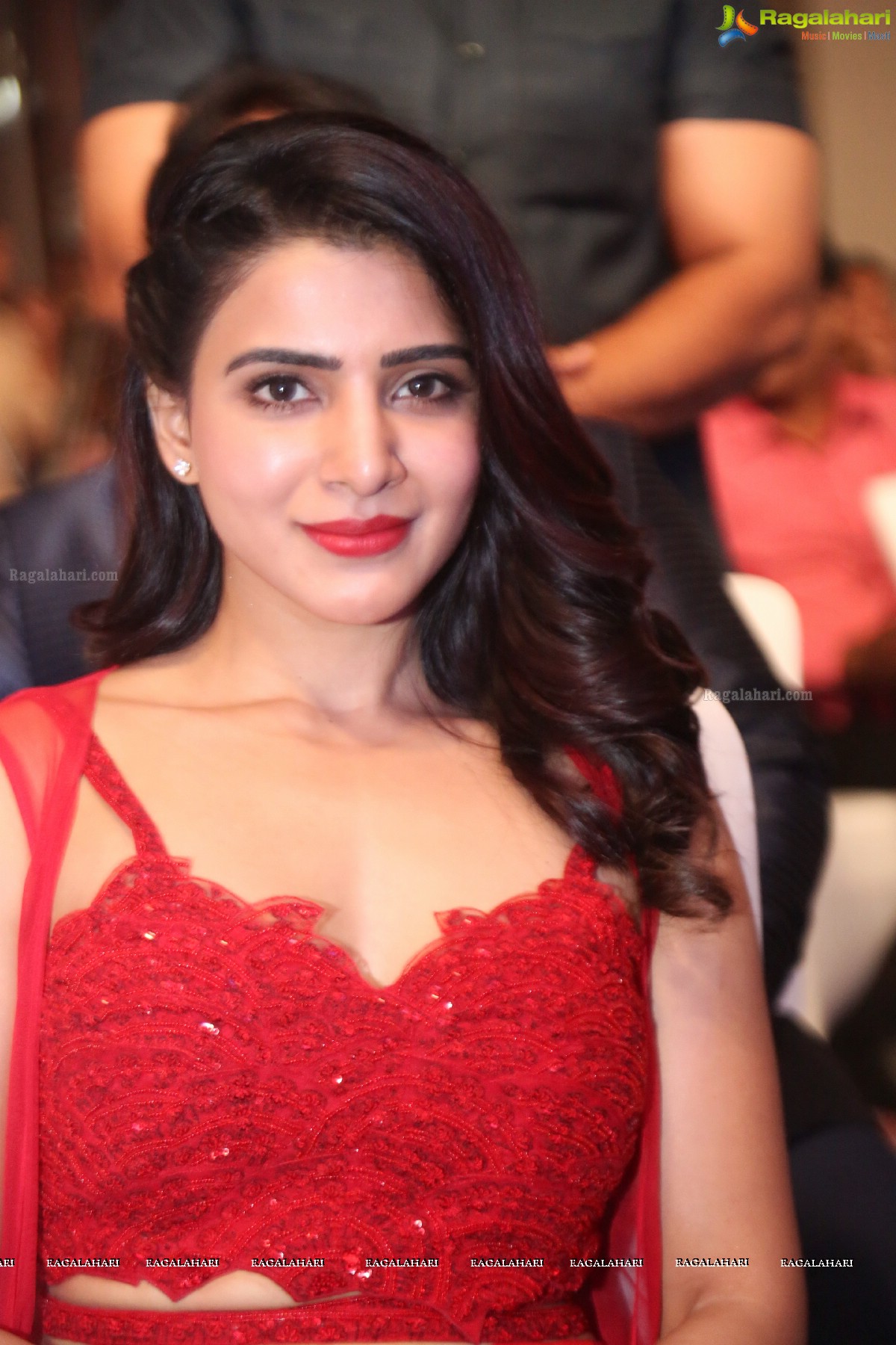 Big C Press Meet with Samantha Akkineni