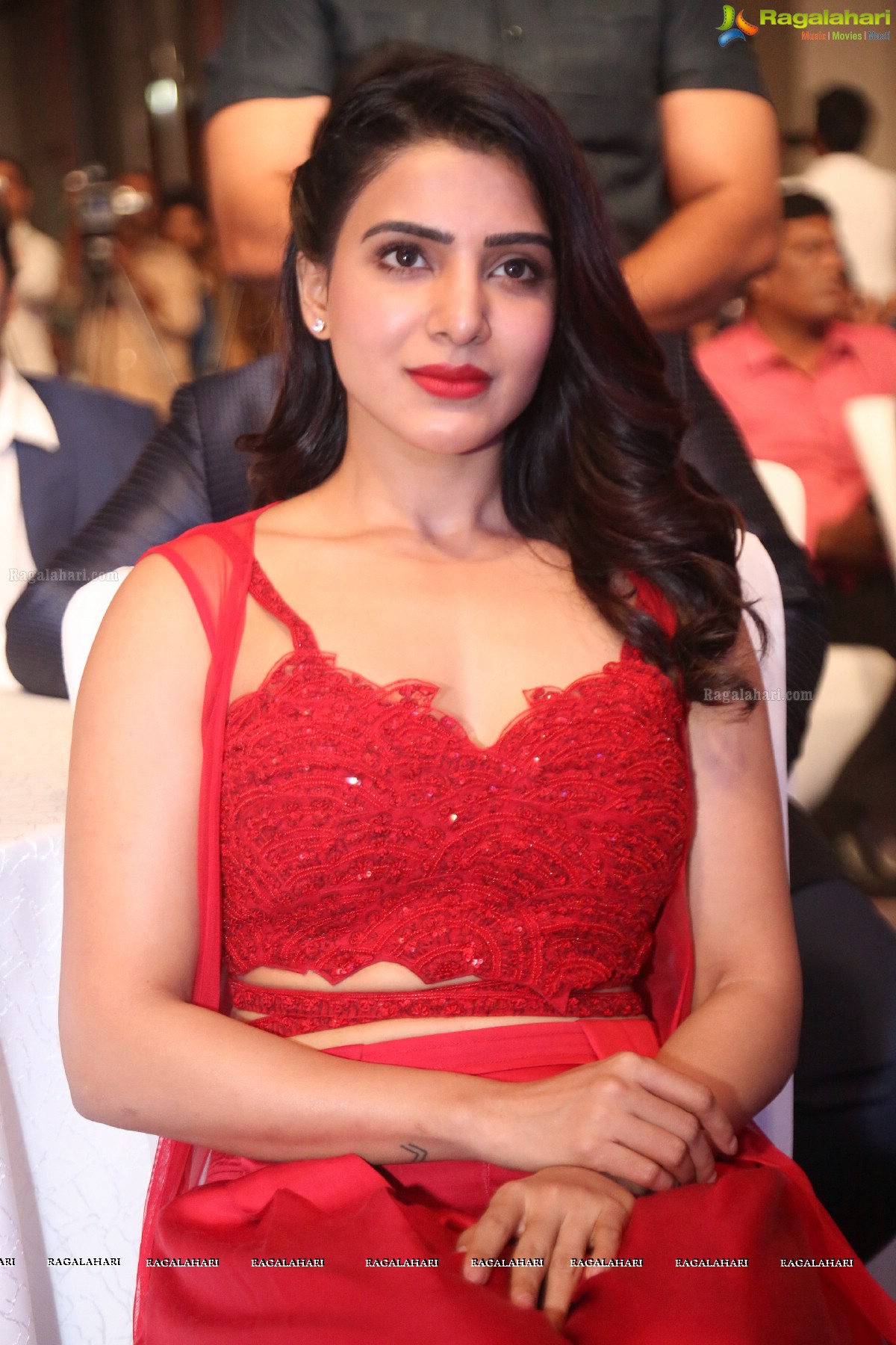 Big C Press Meet with Samantha Akkineni