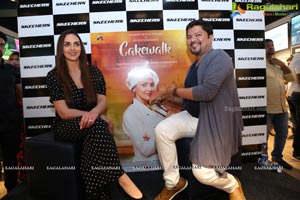 Cakewalk Skechers Esha Deol