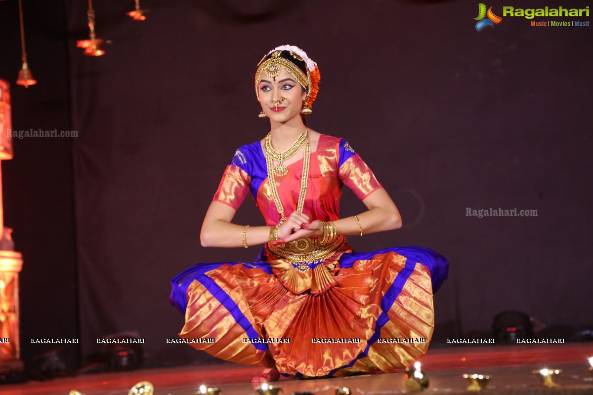 Solo Bharatanatyam Performance by Divya at Nizamia Observatory Campus, Hyderabad