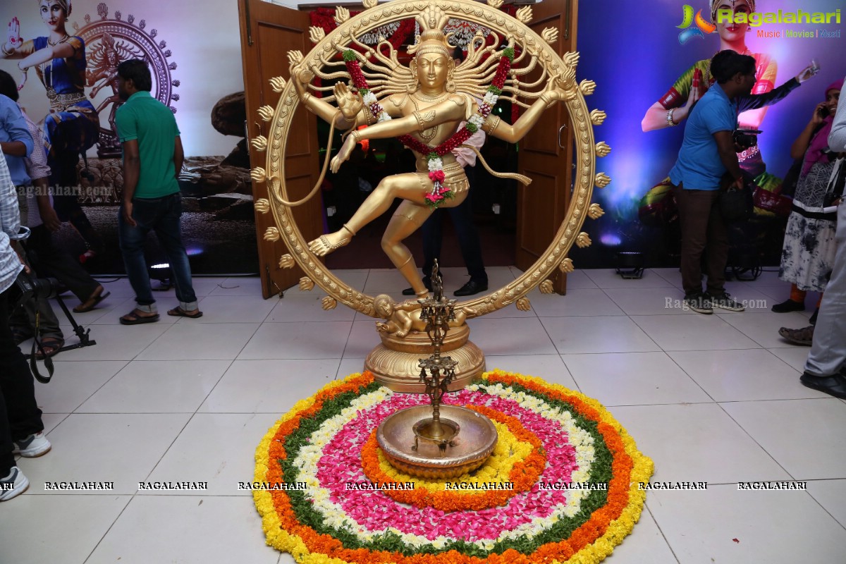 Solo Bharatanatyam Performance by Divya at Nizamia Observatory Campus, Hyderabad