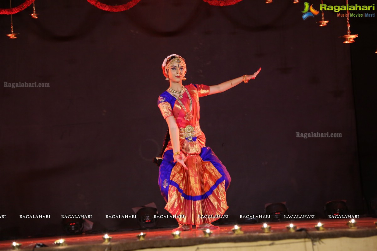 Solo Bharatanatyam Performance by Divya at Nizamia Observatory Campus, Hyderabad