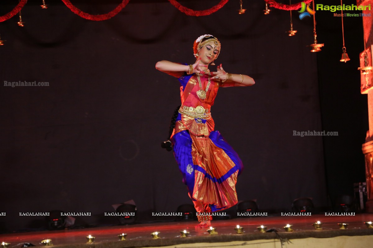 Solo Bharatanatyam Performance by Divya at Nizamia Observatory Campus, Hyderabad