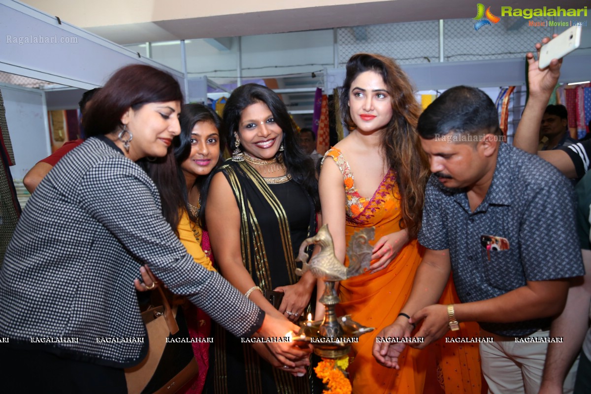 Actress Sony Charishta & Socialite Neelima Vemula Launched National Silk Expo-2018