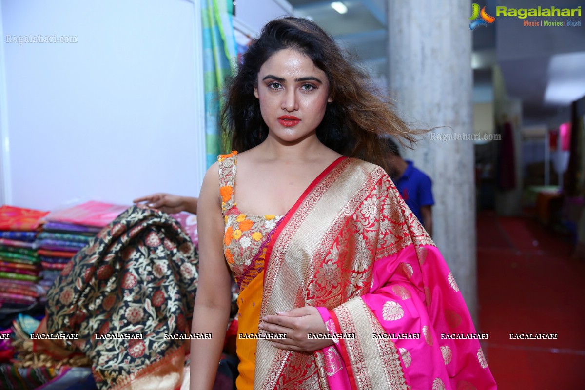 Actress Sony Charishta & Socialite Neelima Vemula Launched National Silk Expo-2018