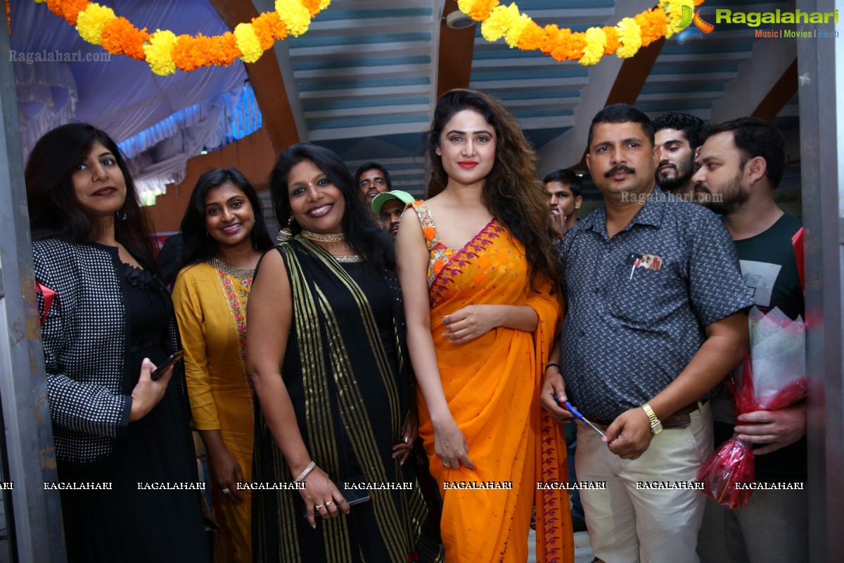 Actress Sony Charishta & Socialite Neelima Vemula Launched National Silk Expo-2018