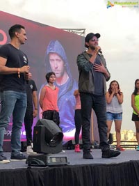 Hrithik Roshan Promotes Fitness At Inorbit Mall