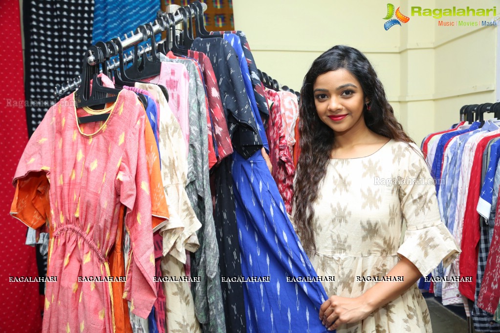 Nithya Shetty launches IKAT ART Mela at YMCA Hall, Secunderabad