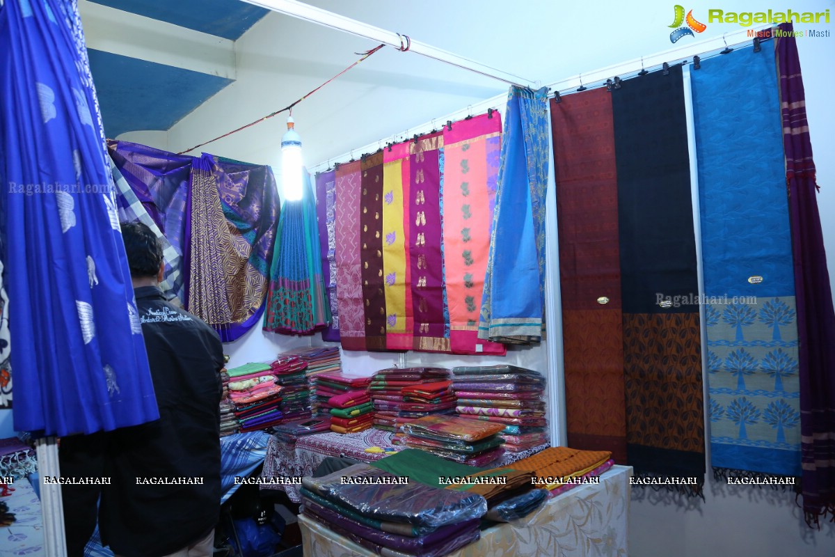 Kala Silk Expo by Kala Silk Handloom and Handicrafts at NSIC