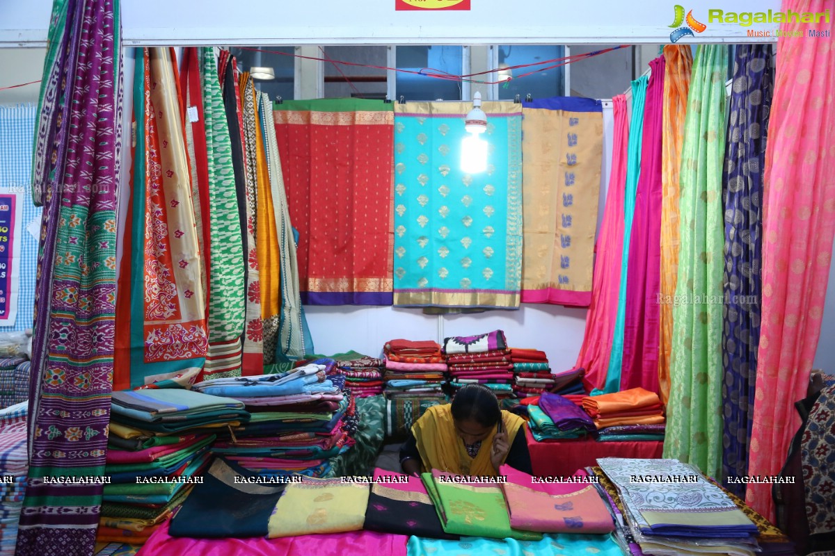 Kala Silk Expo by Kala Silk Handloom and Handicrafts at NSIC