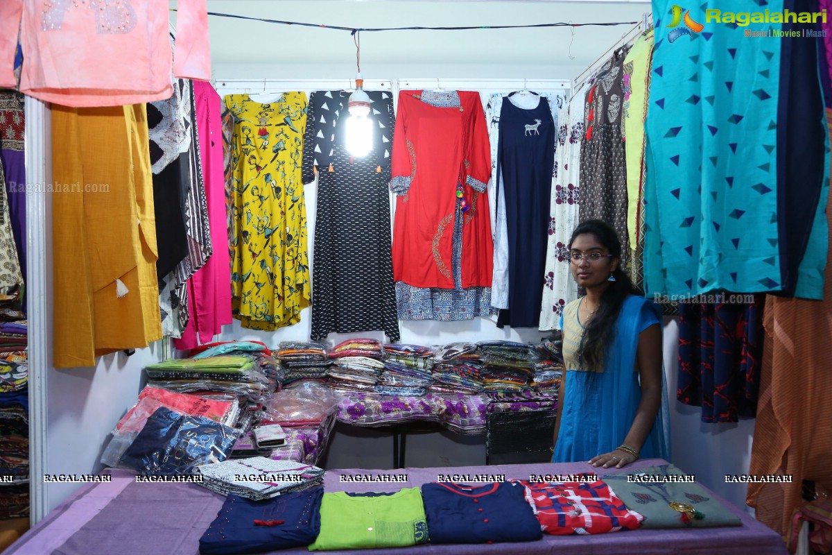 Kala Silk Expo by Kala Silk Handloom and Handicrafts at NSIC