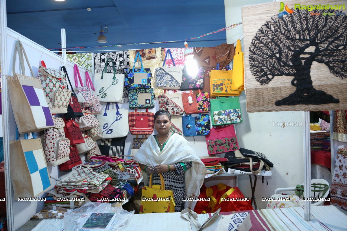 Kala Silk Expo by Kala Silk Handloom and Handicrafts at NSIC