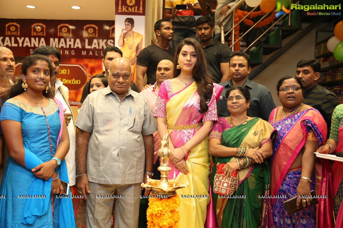 Payal Rajput launches Kalyana Maha Lakshmi Shopping Mall at Kothapet, Hyderabad