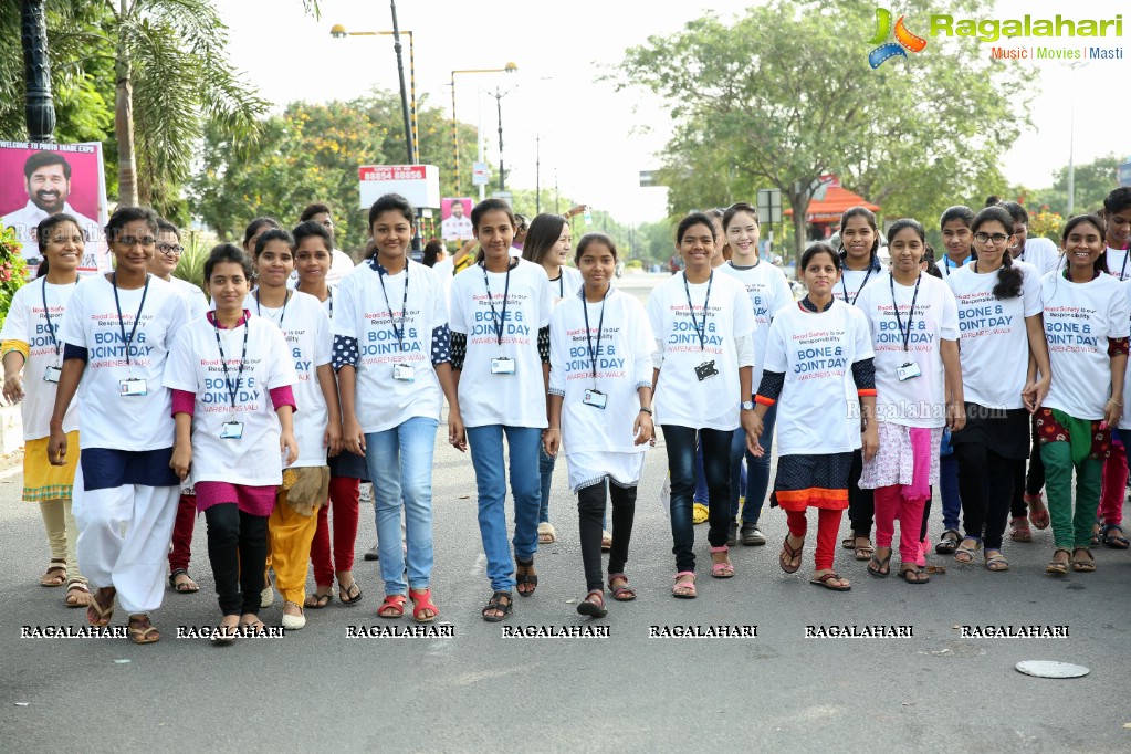 Road Safety Awareness Walk 2018 by KIMS Hospitals at Jalavihar