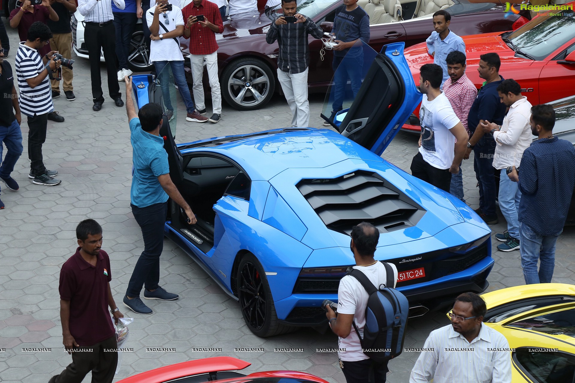 Freedom Day Ride 2018 - High-End Luxurious Cars Rally in Hyderabad