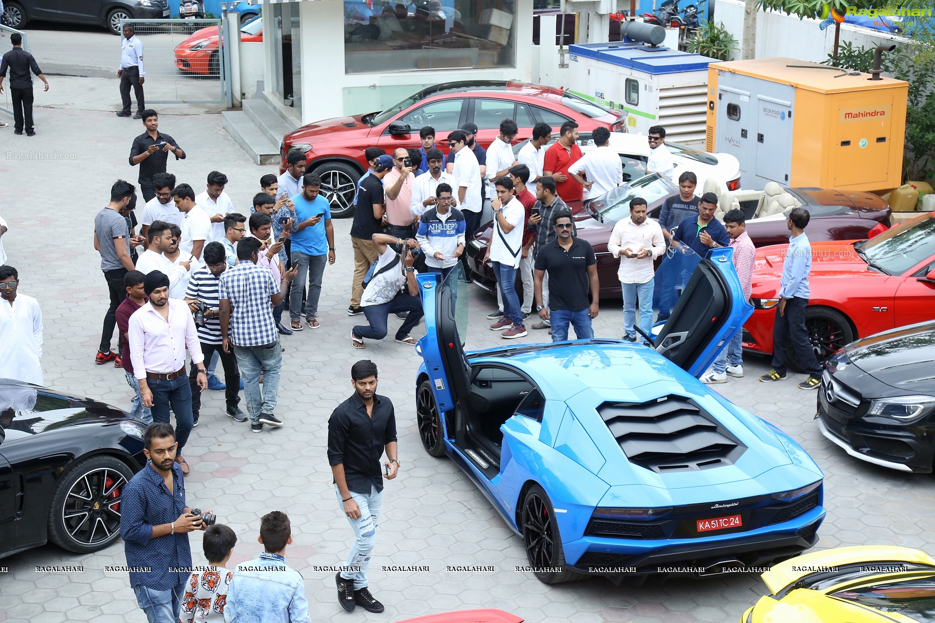 Freedom Day Ride 2018 - High-End Luxurious Cars Rally in Hyderabad