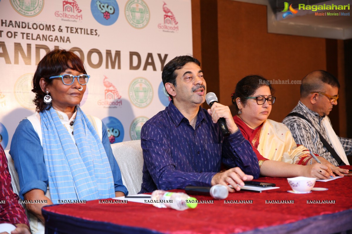 Press Meet & Fashion Show Announcing 'National Handloom Day 2018' at The Plaza Hotel