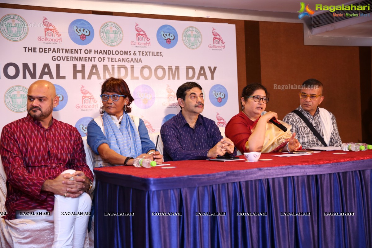 Press Meet & Fashion Show Announcing 'National Handloom Day 2018' at The Plaza Hotel