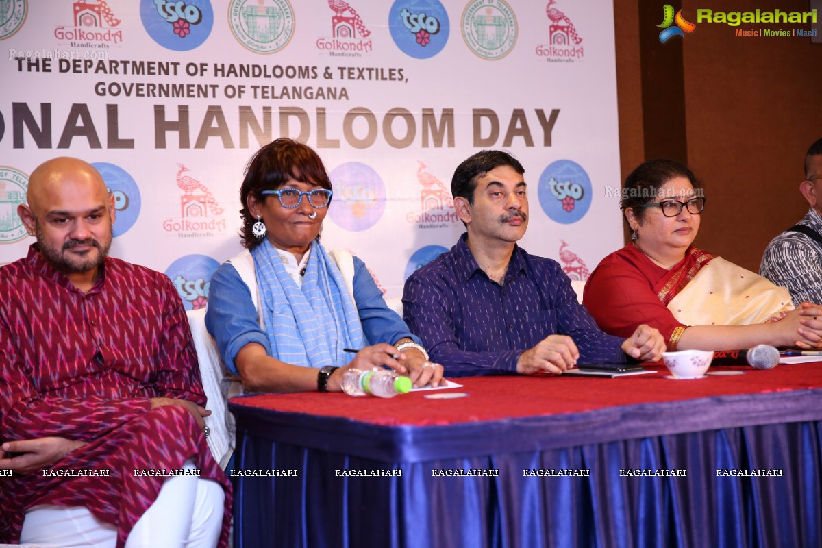 Press Meet & Fashion Show Announcing 'National Handloom Day 2018' at The Plaza Hotel