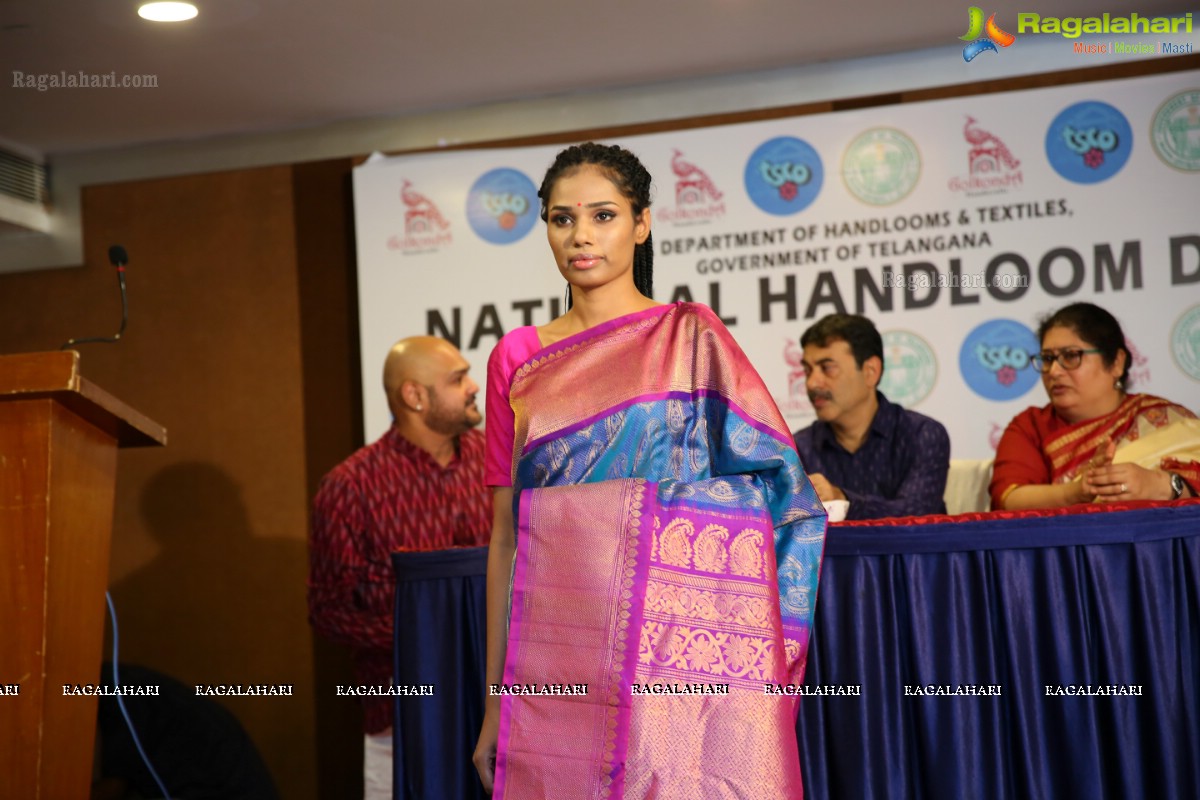 Press Meet & Fashion Show Announcing 'National Handloom Day 2018' at The Plaza Hotel