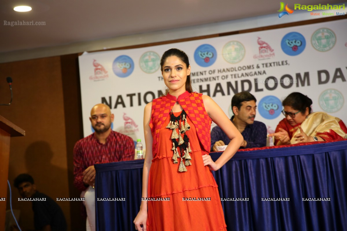 Press Meet & Fashion Show Announcing 'National Handloom Day 2018' at The Plaza Hotel