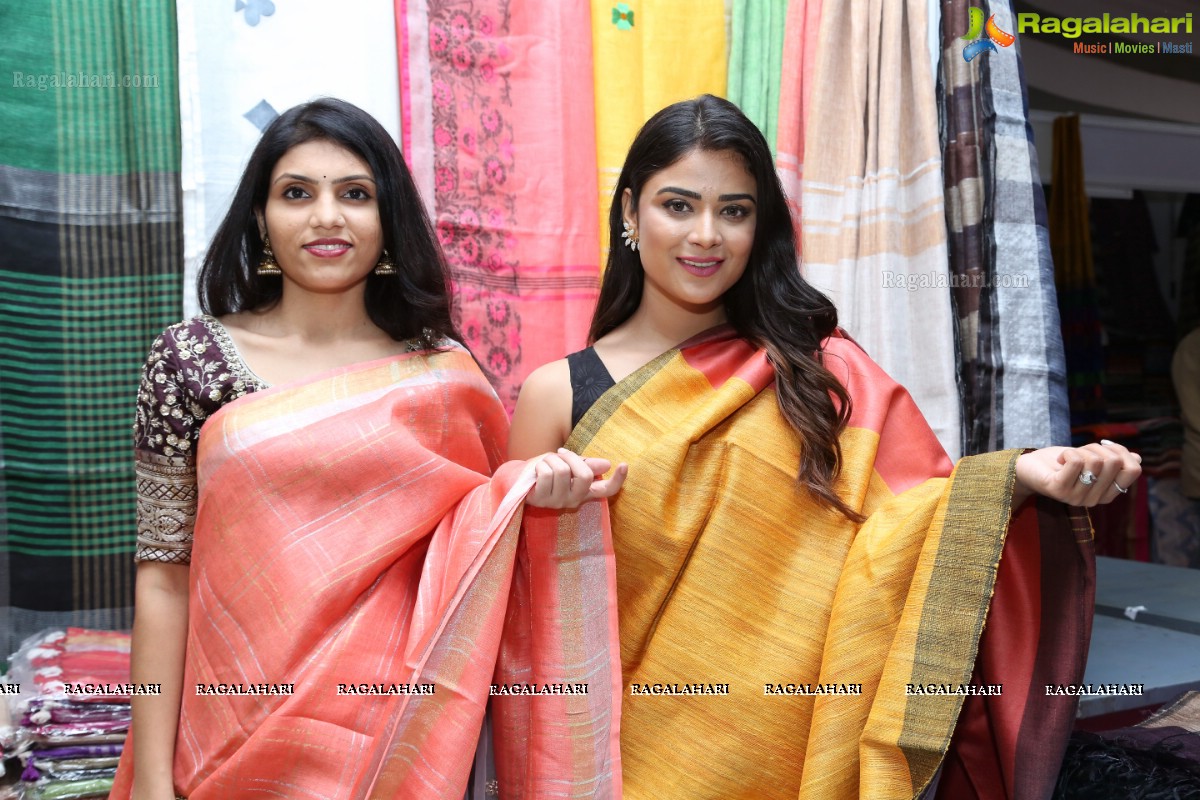 Priyanka Sharma inaugurates National Silk Expo at Shilpakala Vedika