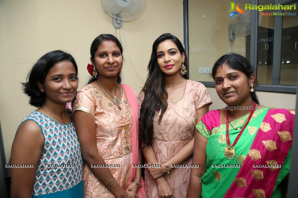 Sanjana Anne launches Pulse Diagnostic Center, Hyderabad