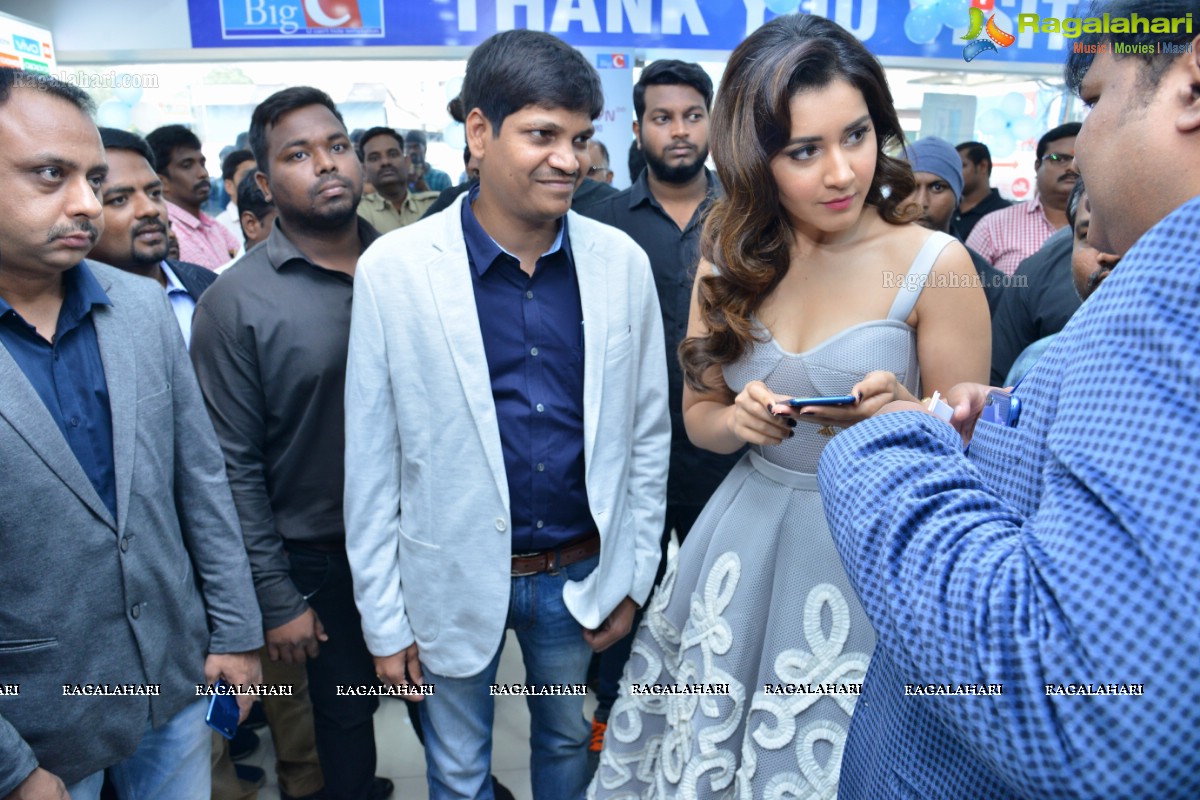 Raashi Khanna Launches Honor 9N Mobile at Big C