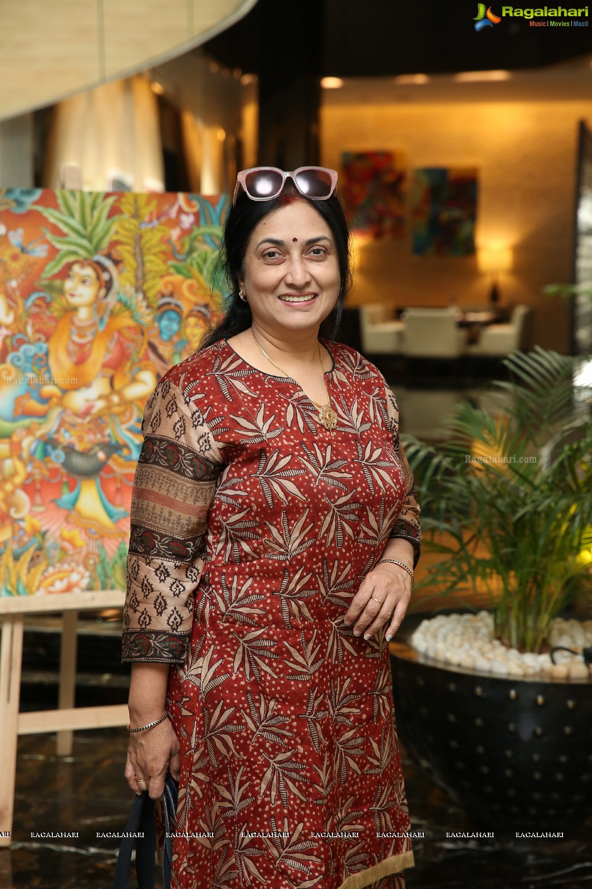 Art for Kerala Relief Drive at Shrishti Art Gallery, Park Hyatt Hyderabad