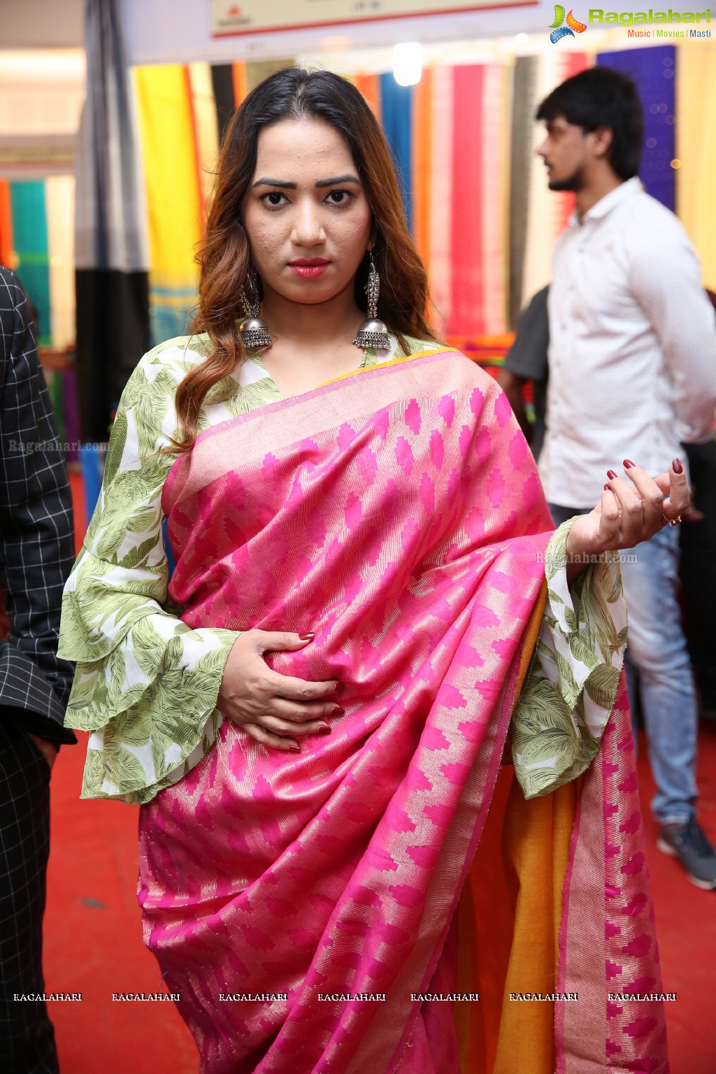 Priyanka Sharma inaugurates Silk India Expo at Shilpakala Vedika