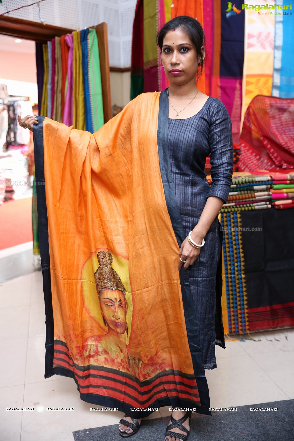 Priyanka Sharma inaugurates Silk India Expo at Shilpakala Vedika