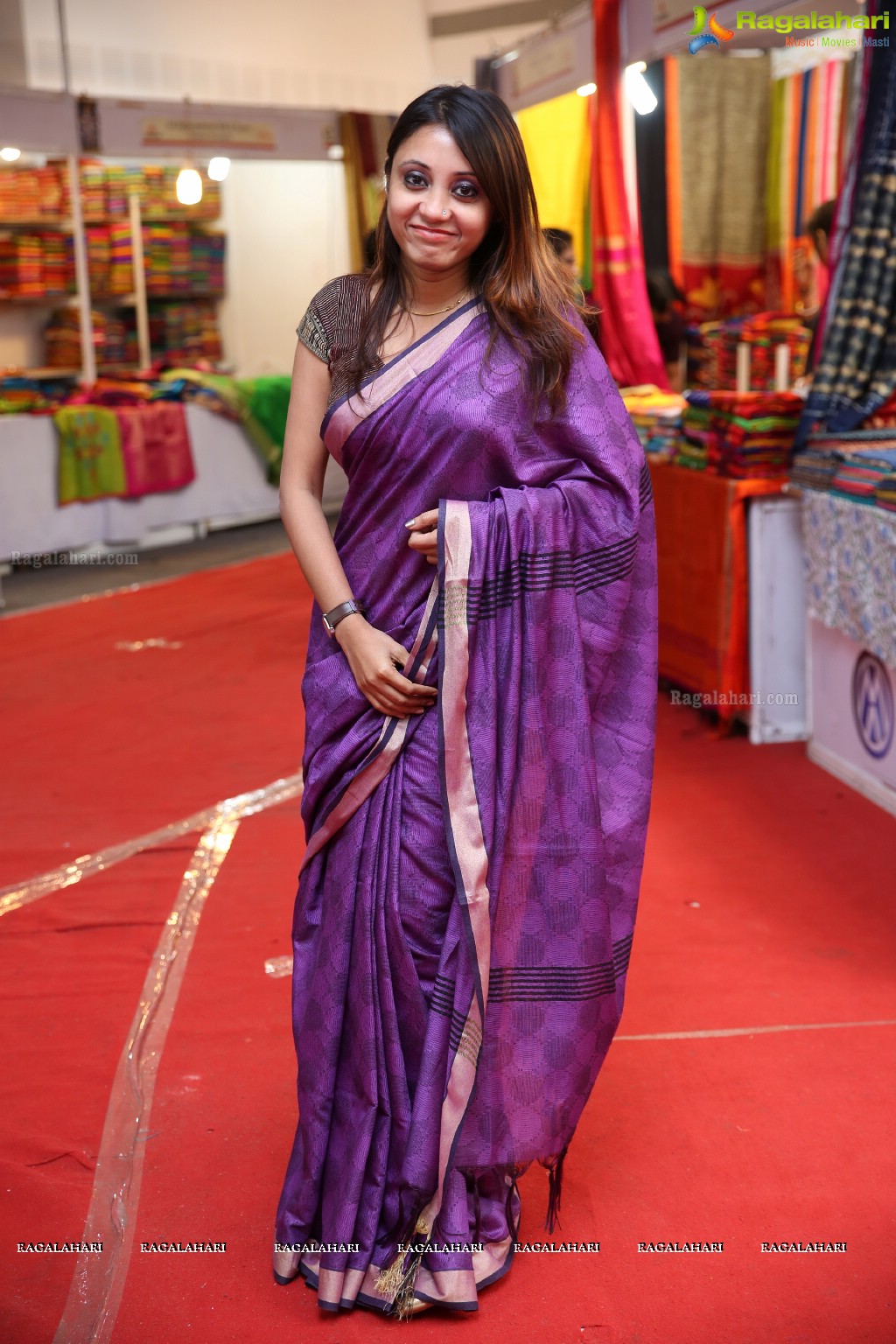 Priyanka Sharma inaugurates Silk India Expo at Shilpakala Vedika