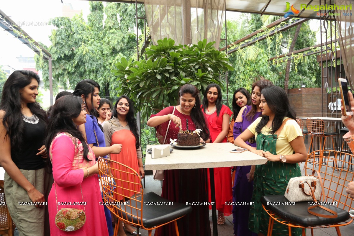 Swetha Srinivas Birthday Party at Farzi Cafe