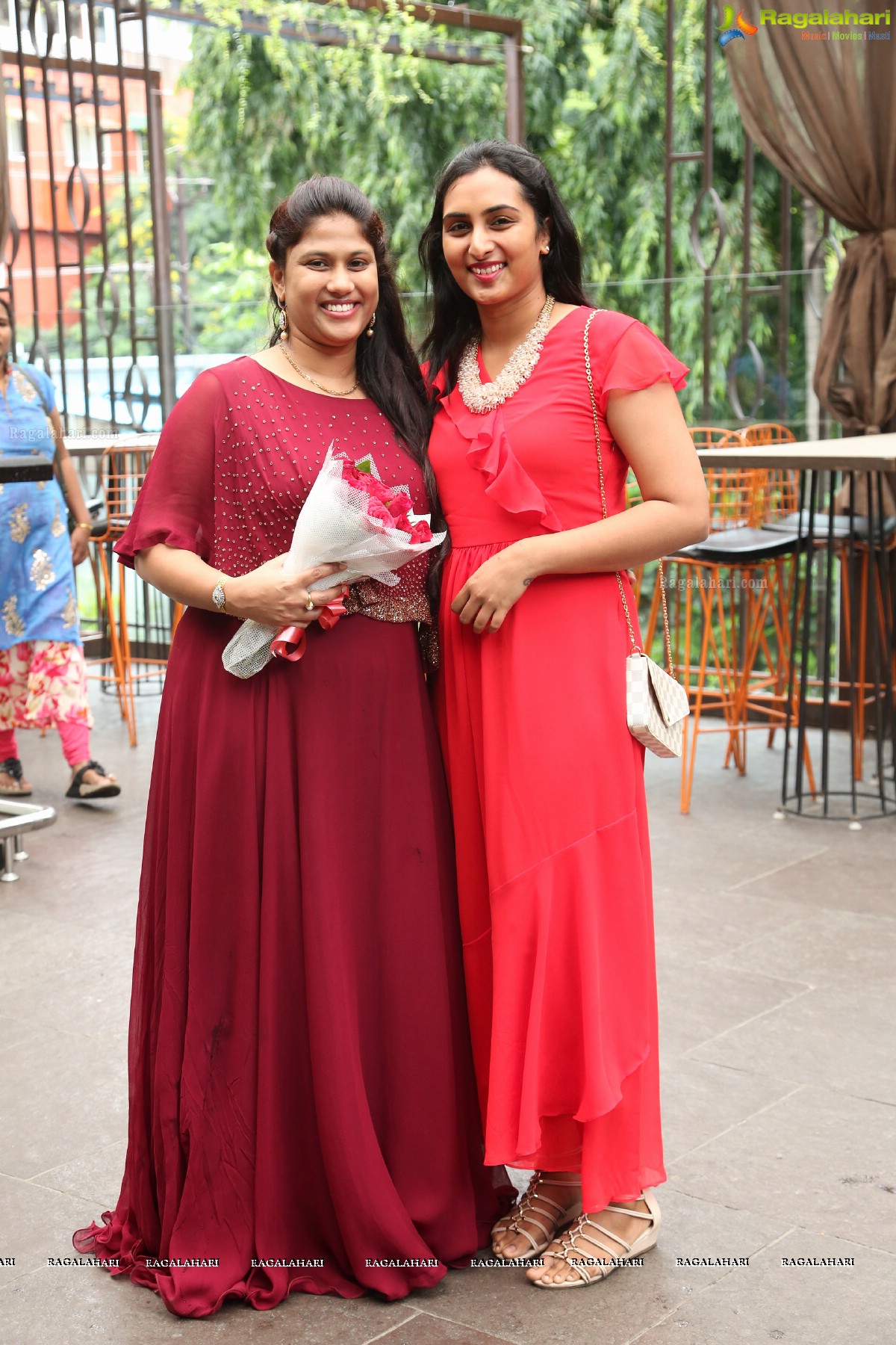 Swetha Srinivas Birthday Party at Farzi Cafe