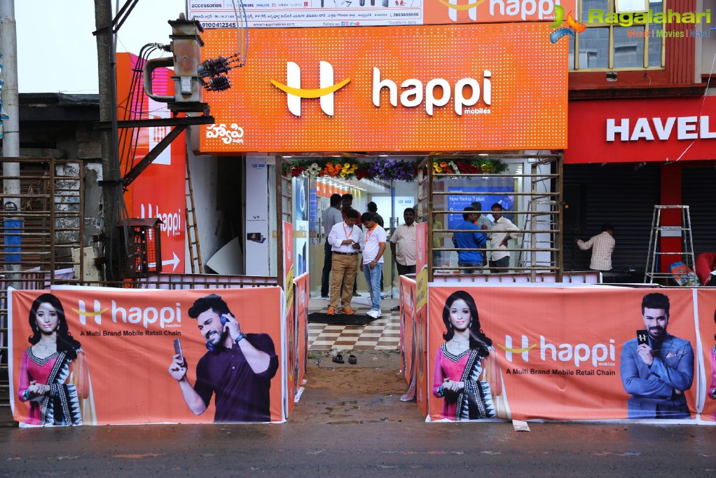 Tamannaah Bhatia launches Happi Mobiles at Bhimavaram