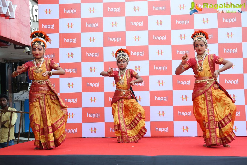 Tamannaah Bhatia launches Happi Mobiles at Bhimavaram