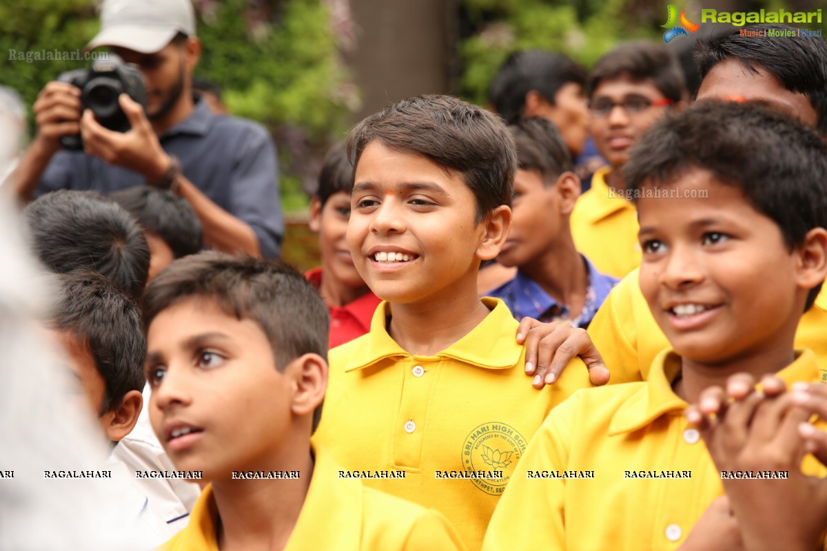 Vijay Deverakonda at Independence Day Celebrations with Kids from Valmiki Foundation at Farzi Cafe