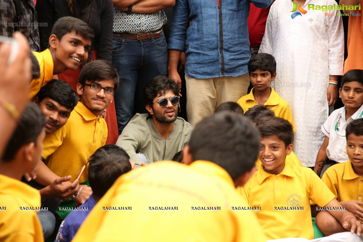 Vijay Deverakonda at Independence Day Celebrations with Kids from Valmiki Foundation at Farzi Cafe