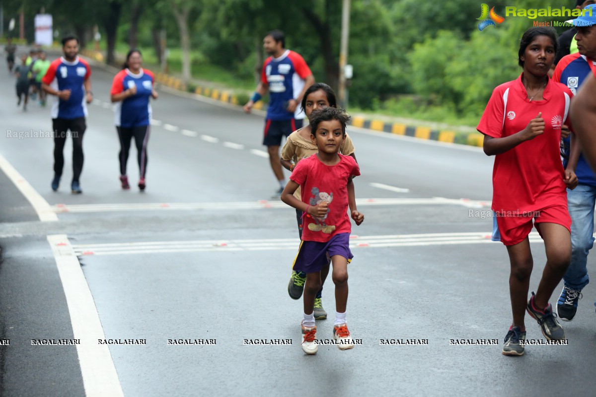 Bala Vikasa 10K Run Promoting Women's Leadership at University of Hyderabad