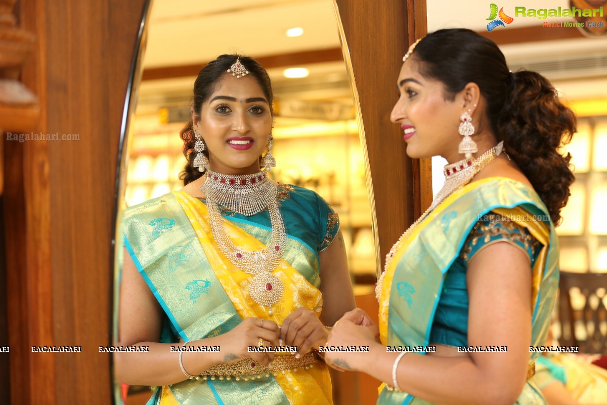 Chandana Brothers Launches New Collections at Ameerpet