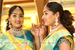 Chandana Brothers Launches New Collections at Ameerpet