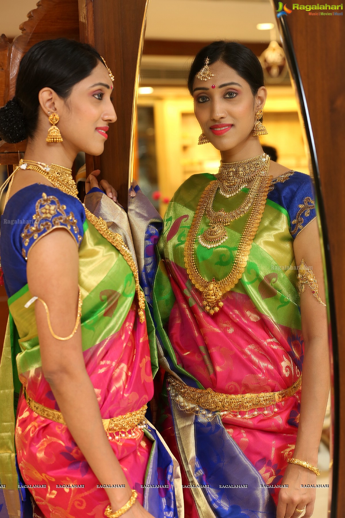 Chandana Brothers Launches New Collections at Ameerpet