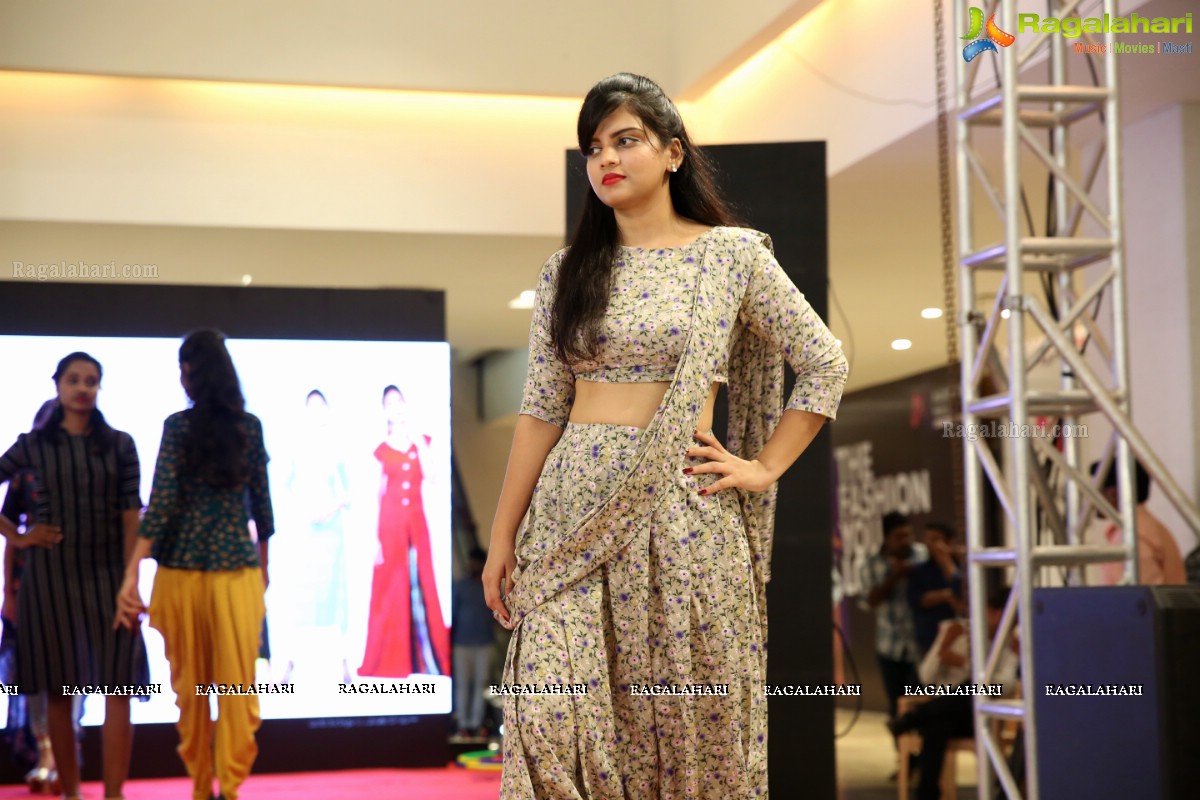 Dhaaga Trends Launch & Fashion Show at Manjeera Mall