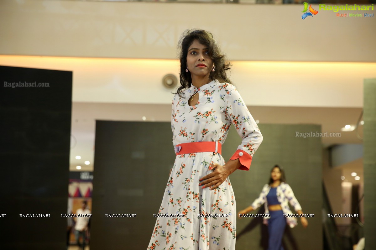 Dhaaga Trends Launch & Fashion Show at Manjeera Mall